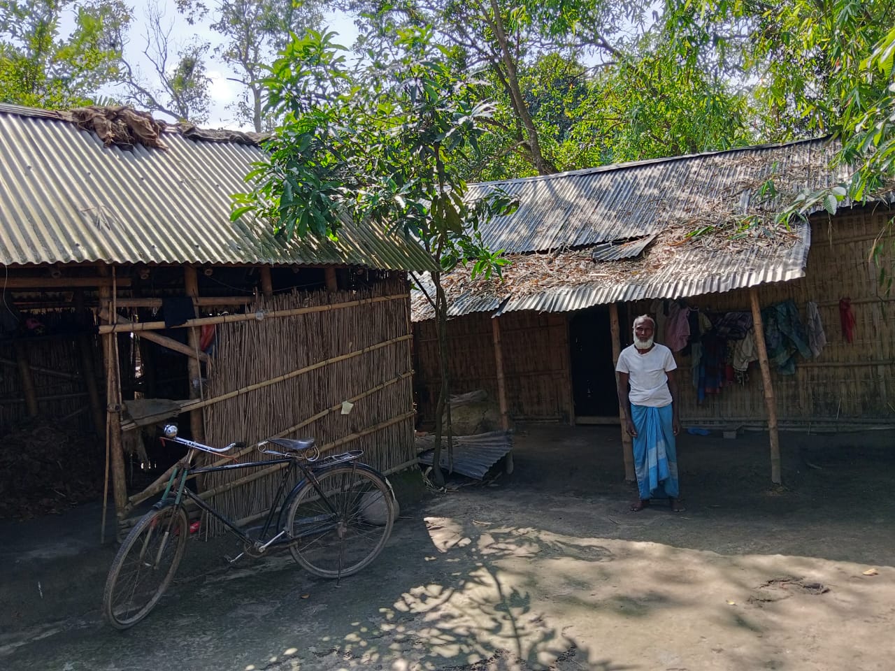 জীবন-মৃত্যুর সন্ধিক্ষণে ওবায়দুর, আপনার সহায়তায় বাঁচবে পরিবার image